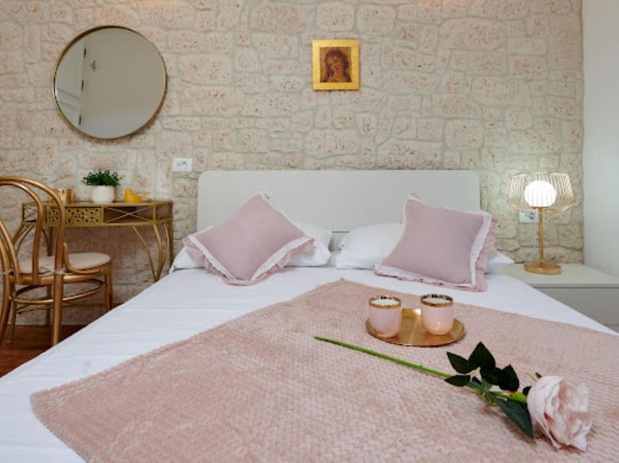 Guesthouse Ana Trogir Old Town Luaran gambar