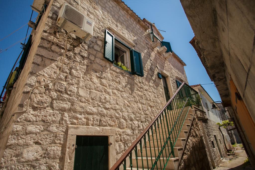Guesthouse Ana Trogir Old Town Luaran gambar